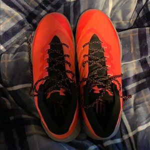 Under Armour Curry 3 Sneakers